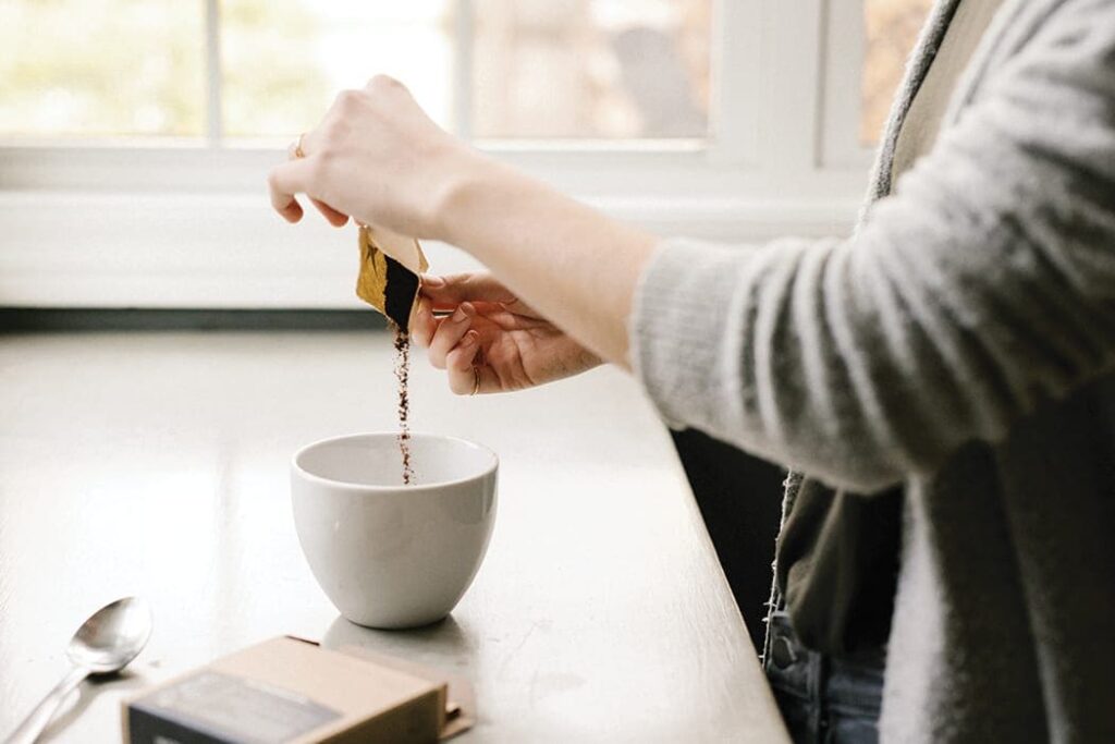 cà phê rang xay hay cà phê hòa tan